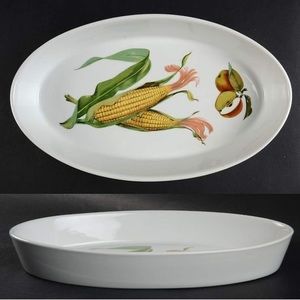 Evesham Gold Porcelain Bone Oval Baker Made In England